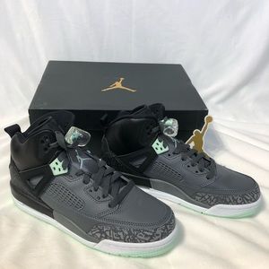 New NIKE AIR JORDAN SPIZIKE GG Size 7Y